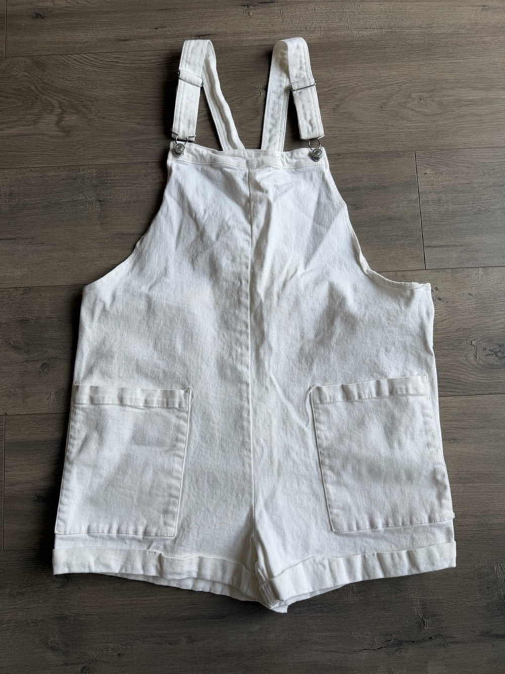 luvamia Short Overalls - size 2XL - creamy white